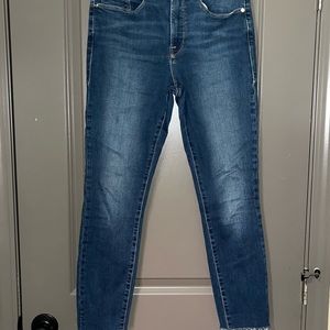Good American Cropped Skinny Jean size 8/29